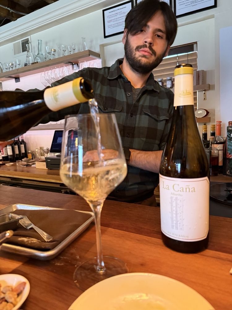 Pintxo Wine Bar Logo