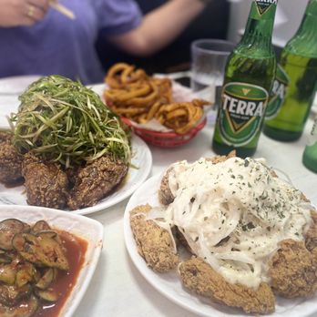 Choong Man Chicken - Snow Onion w Sweet Onions and Garlic Soy with spring onions - Chicken Shop Near Me - Davie, Florida Choong Man Chicken - Snow Onion w Sweet Onions and Garlic Soy with spring onions - Chicken Shop Near Me - Davie, Florida