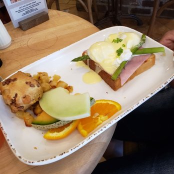 La Farm Bakery - Egg Benedict with ham and asparagus - Bakeries Near Me - Cary, North Carolina La Farm Bakery - Egg Benedict with ham and asparagus - Bakeries Near Me - Cary, North Carolina