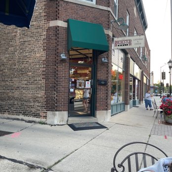 Rochester Deli - the outside of a deli restaurant - Delis Near Me - Waukesha, Wisconsin Rochester Deli - the outside of a deli restaurant - Delis Near Me - Waukesha, Wisconsin