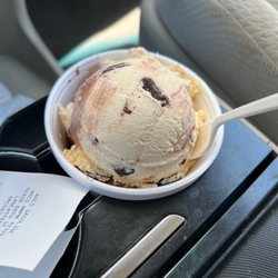 J & J Donuts - Icecream was great