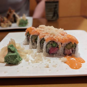 Inaka Sushi - Honey bunny roll - Sushi Bars Near Me - Virginia Beach, Virginia Inaka Sushi - Honey bunny roll - Sushi Bars Near Me - Virginia Beach, Virginia