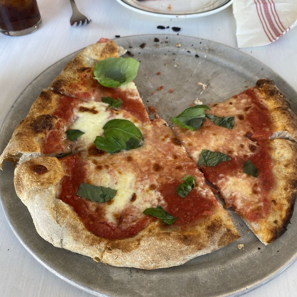 The Laundrette - Margarita - Pizza Near Me - Narrowsburg, New York The Laundrette - Margarita - Pizza Near Me - Narrowsburg, New York
