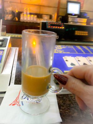 Gustav’s Bar by null