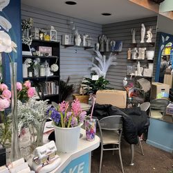Added Touch Florist