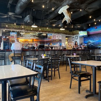 Castaways  - Inside of the restaurant - New American Near Me - Savannah, Georgia