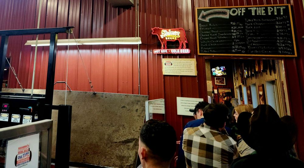 Cooper's Old Time Pit Bar-B-Que