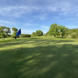 Meadowgreens Golf Course - Green of 7th hole!