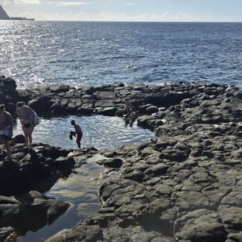 Queen's Bath - Landmarks & Historical Buildings Near Me - Princeville, Hawaii