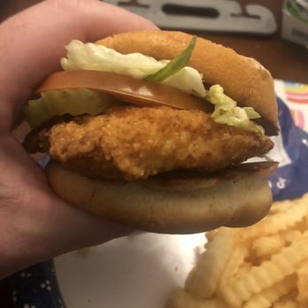 Culver's - Chicken sandwich - non spicy one - Burgers Near Me - Winston-Salem, North Carolina Culver's - Chicken sandwich - non spicy one - Burgers Near Me - Winston-Salem, North Carolina