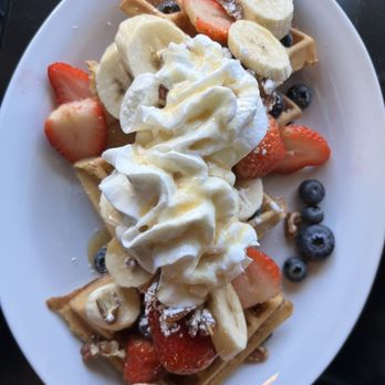 Rusty Pelican Cafe - Pelican waffles- strawberry, banana, blueberry and pecan. - Desserts Near Me - Mill Creek, Washington