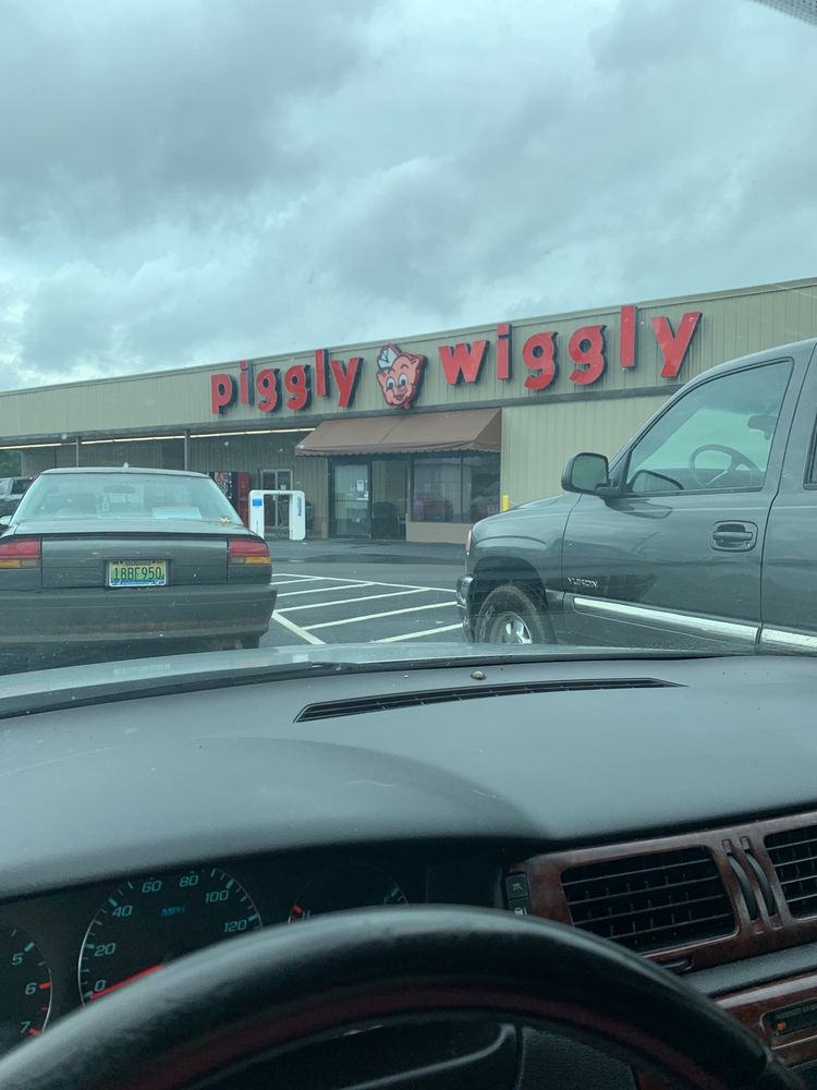 Piggly Wiggly Logo