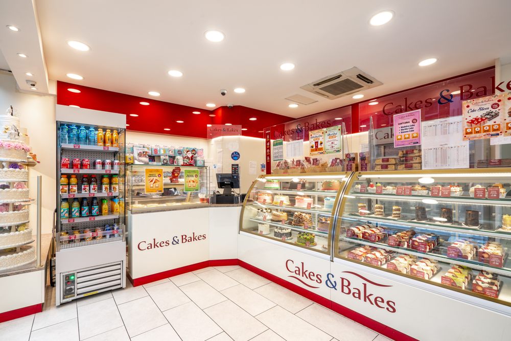 CAKES & BAKESNORWOOD Updated August 2024 10 High Street, London
