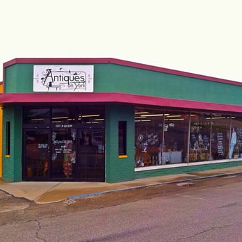 Antiques On York - Antiques Near Me - Rockville, Indiana Antiques On York - Antiques Near Me - Rockville, Indiana