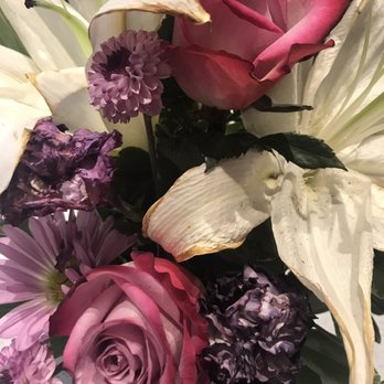Colony Florist - Carnations last a long time not 4 days. Clearly old flowers. - Florists Near Me - Houston, Texas