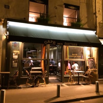 Café des Abattoirs - View from the outside - first timers might just miss it as you pass! We drive past the place twice and then had to double back ! - French Near Me - Paris, 75