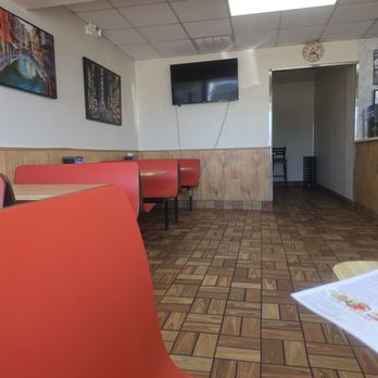 Queens NY Pizza - Pizza Near Me - Virginia Beach, Virginia