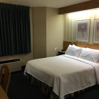 Ambassador Inn - Queen bed - Hotels Near Me - Saint George, Utah