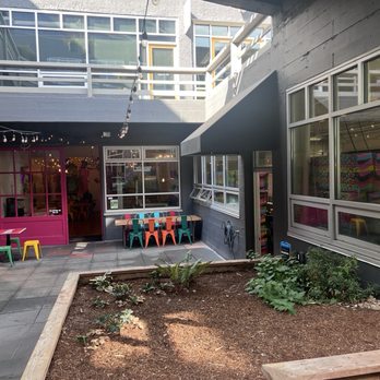 MOTO Pizza - Belltown - Entrance view - Pizza Near Me - Seattle, Washington MOTO Pizza - Belltown - Entrance view - Pizza Near Me - Seattle, Washington