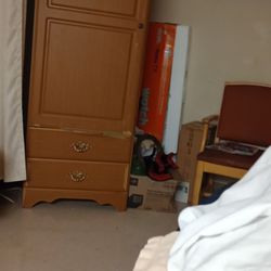 Park Bend Health Center - This is supposed to be new furniture, it shows just how good the maintenance guy MARIO is