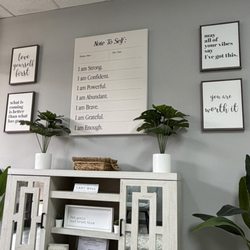 The Blush Bar