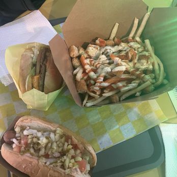 Lucky Goose - Buffalo chick'n fries, Lucky Burger, Lucky Dawg - Vegan Near Me - Albuquerque, New Mexico
