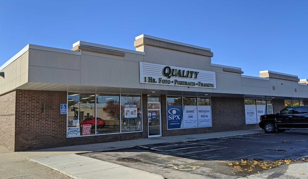 QUALITY 1 HOUR FOTO Updated September 2024 1235 Caledonia St