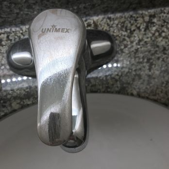Holiday Inn Salem - Beat up sink fixture - Hotels Near Me - Salem, Oregon