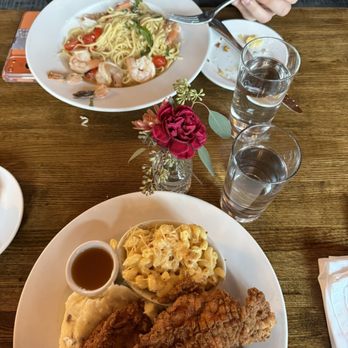 Amaro's Table - New American Near Me - Vancouver, Washington