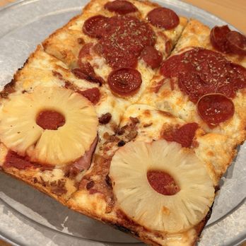 Via 313 - Pizza - Pizza Near Me - Cypress, Texas