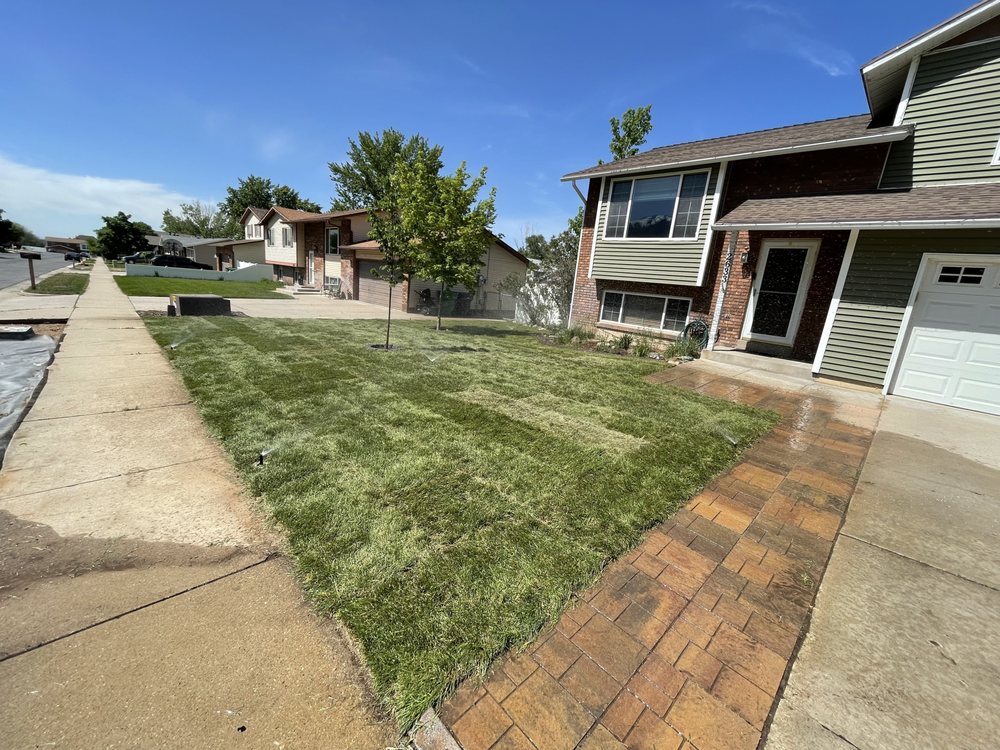 Slide of El Macho Landscaping