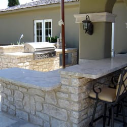 Ridge Martin Construction - Outdoor Kitchens are a great addition to your entertaining abilities and a specialty of Ridge Martin Construction