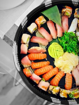 Hakashi Japanese Sushi Bar & Grill by null