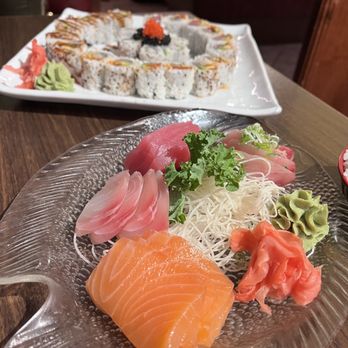 Ichiban - Fresh delicious sashimi. Jeeeez so good!! - Japanese Near Me - Cranston, Rhode Island