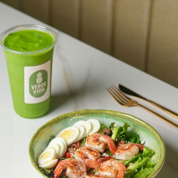 Verde Vida Healthy Kitchen - Cobb Salad with Shrimp - Juice Bars & Smoothies Near Me - Middleburg, Florida Verde Vida Healthy Kitchen - Cobb Salad with Shrimp - Juice Bars & Smoothies Near Me - Middleburg, Florida