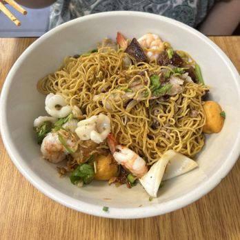 Saigon Deli - #21 Steamed Special Egg Noodle - Vietnamese Near Me - Tampa, Florida