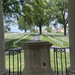 Jefferson City National Cemetery