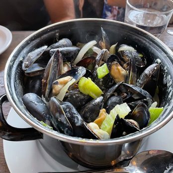 Brussels Bistro - Green Curry - Belgian Near Me - San Clemente, California