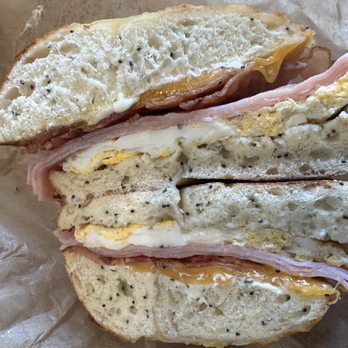 Noah's NY Bagels - Farm - mediocre - Bagels Near Me - Vacaville, California