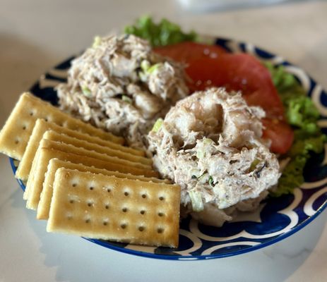 PIK-NIK Deli + Wine Bar by null