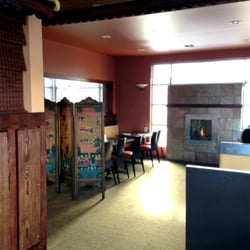 Fuzion Cafe - South-pointing dining side