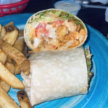 Gilligan's Island Bar & Grill - Buffalo chicken wrap - American Near Me - Siesta Key, Florida