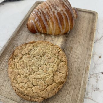 Savor - Snickerdoodles Cookies - Coffee & Tea Near Me - Los Angeles, California Savor - Snickerdoodles Cookies - Coffee & Tea Near Me - Los Angeles, California