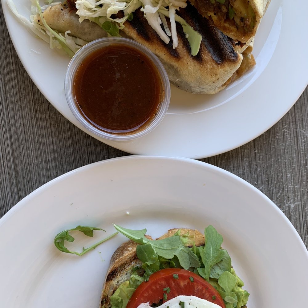 Kitchenette - Avocado toast and breakfast burrito - Breakfast & Brunch Near Me - Templeton, California Kitchenette - Avocado toast and breakfast burrito - Breakfast & Brunch Near Me - Templeton, California