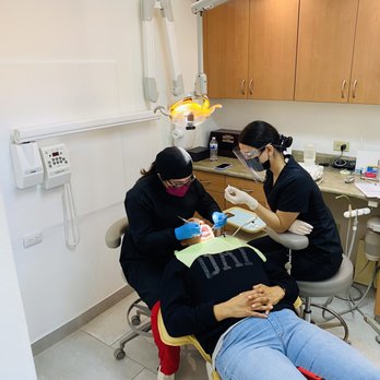 Rios Ortodoncia - Dentro del equipo también se encuentra nuestra Dentista General la Dra. Chris Pimentel.
Déjate atender por los expertos. - Orthodontists Near Me - Tijuana, BCN Rios Ortodoncia - Dentro del equipo también se encuentra nuestra Dentista General la Dra. Chris Pimentel.
Déjate atender por los expertos. - Orthodontists Near Me - Tijuana, BCN
