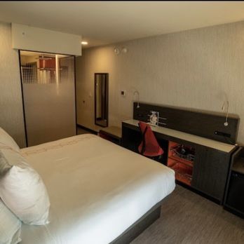 Vib Best Western Springfield - Very spacious comfortable room and the bed is so soft! - Hotels Near Me - Springfield, Missouri Vib Best Western Springfield - Very spacious comfortable room and the bed is so soft! - Hotels Near Me - Springfield, Missouri