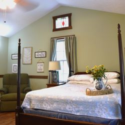 Serenity Cottage is a 1st level, no stairs retreat located on a small stream fed pond.