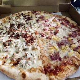 Hawaiian Pizza