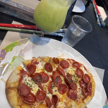 Pinot's Palette - Pepperoni pizza - Paint & Sip Near Me - Elk Grove, California Pinot's Palette - Pepperoni pizza - Paint & Sip Near Me - Elk Grove, California