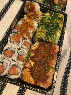 Sakana Sushi by null